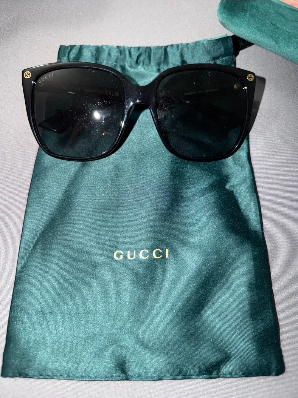 Gucci Black Oversized Women's Sunglasses with Dark Lenses